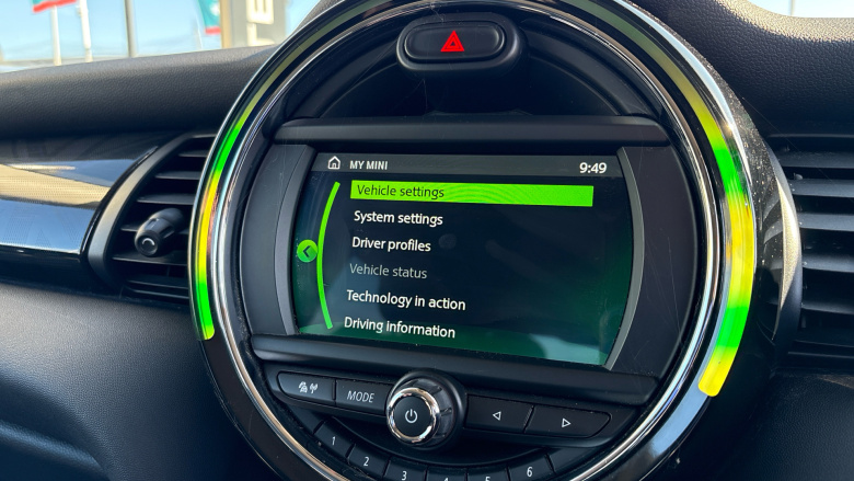 MINI Hatchback 1.5 Cooper II 3dr Petrol Hatchback